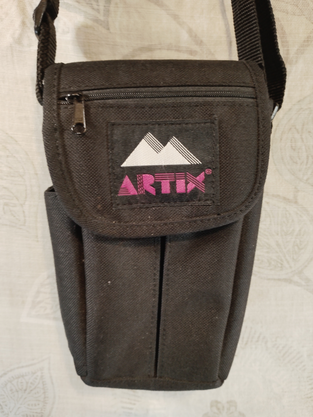 Artix Black Canvas Compact Messenger Bag